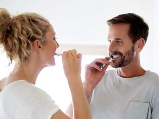 Φωτογραφία για Ποια συνήθειά μας βλάπτει την υγεία των δοντιών μας;