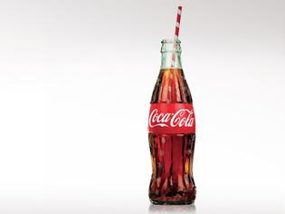 Φωτογραφία για Γιατί η Coca Cola έχει πιο ωραία γεύση σε γυάλινο μπουκάλι παρά σε κουτί