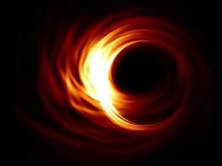Φωτογραφία για Στη δημοσιότητα η πρώτη πραγματική εικόνα μαύρης τρύπας στις 10 Απριλίου