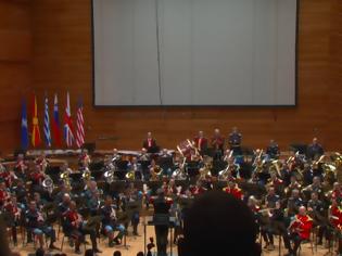 Φωτογραφία για Ρ. Σεκέρινσκα: Η ελληνική και άλλες στρατιωτικές ορχήστρες έπαιξαν τον ύμνο των Σκοπίων