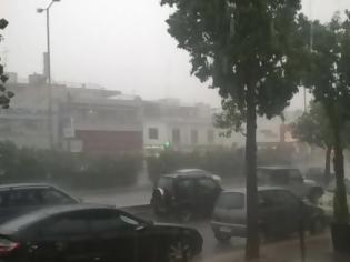 Φωτογραφία για Ισχυρή βροχή σε Φάληρο - Ασπρόπυργο - Εκάλη - Γκάζι και Ψυχικό