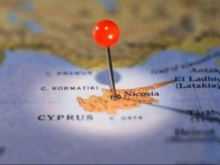 Φωτογραφία για Κύπρος: Απειλείται με δημοσιονομική και πολιτική κρίση