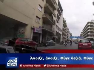 Φωτογραφία για Yπεράνθρωπη προσπάθεια αστυνομικών για να φθάσει άρρωστο παιδί στο Νοσοκομείο (BINTEO)