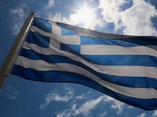 Φωτογραφία για Δέκα μήνες φυλακή στους Γερμανούς στρατιωτικούς που κατέβασαν την ελληνική σημαία στην Κρήτη