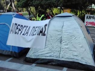 Φωτογραφία για Απεργία πείνας συμβασιούχων - παρατασιούχων στην Πλατεία Κλαυθμώνος