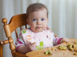 Φωτογραφία για Baby-led Weaning: Η δημοφιλής μέθοδος που λέγεται ότι προλαμβάνει την παιδική παχυσαρκία