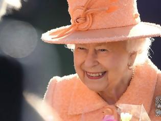 Φωτογραφία για Η βασίλισσα Ελισάβετ γιόρτασε τα 93α γενέθλιά της