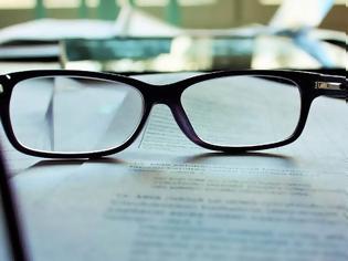 Φωτογραφία για Διευκρινίσεις του ΕΟΠΥΥ για τα γυαλιά οράσεως – Τι ισχύει με την αποζημίωσή τους;