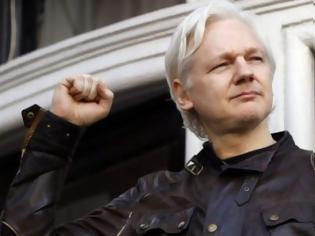 Φωτογραφία για Wikileaks: Αυτές είναι οι δέκα μεγάλες αποκαλύψεις που έκανε ο Ασάνζ και τον μετέτρεψαν σε υπ’ αριθμόν ένα δημόσιο εχθρό των ΗΠΑ