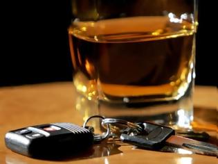 Φωτογραφία για Ελληνική Ιατροδικαστική Εταιρία: Το 35% των Ελλήνων οδηγεί ακόμη κι αν έχει καταναλώσει αλκοόλ