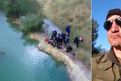 Η φωτό στην ταυτότητα του τρίτου θύματος...