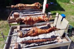 «Μυστικά», συνταγές και συμβολισμοί για τον πασχαλινό οβελία