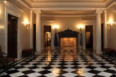 Ήττα του ΣΥΡΙΖΑ στις εκλογές «βλέπει» ο Economist...