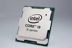 Η Intel κυκλοφορεί τελικά τον 14 Core Core i9-9990XE