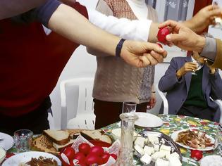 Φωτογραφία για Κόκκινα αβγά: Πόσα μπορούμε να φάμε το Πάσχα χωρίς να ανησυχούμε για τη χοληστερίνη μας;