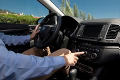 Γρήγορος έλεγχος του αυτοκινήτου μας για ένα ασφαλές ταξίδι