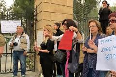 Κύπρος: «Kάθε μέρα μας επιτάφιος»...