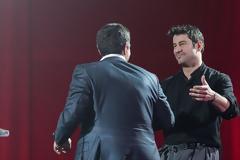 Ζητούνται ψεύτες...