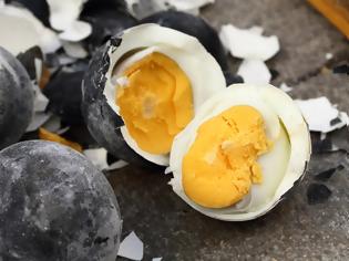 Φωτογραφία για «Kuro tamago»: Τα μαύρα βραστά αβγά από την Ιαπωνία