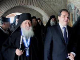 Φωτογραφία για 11963 - Πολιτικός Διοικητής Αγίου Όρους: «Ο Ελληνισμός οφείλει να αισθάνεται υπερήφανος που έχει το Άγιον Όρος στην παράδοσή του»