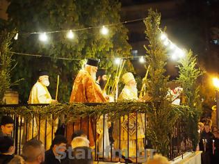 Φωτογραφία για Γρεβενά: Χριστός Ανέστη – Ανάσταση στον Μητροπολιτικό Ναό - 2019 (εικόνες + video)