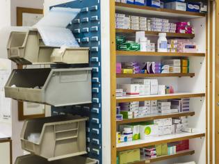 Φωτογραφία για Το θαύμα των φαρμακείων: Μέσα στην κρίση... αυξήθηκαν