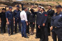 Πασχαλινές ευχές και selfie...