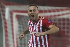 Οι παλιοί έφτιαξαν κλίμα στα αποδυτήρια του Ολυμπιακού