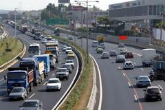 Μετ'εμποδίων η επιστροφή...