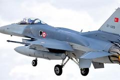 Μπαράζ τουρκικών προκλήσεων στο Αιγαίο...