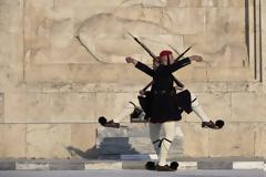 Η πολιτική επικοινωνία της πόλωσης...