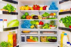 Πώς να διώξεις εύκολα τις δυσάρεστες οσμές από το ψυγείο