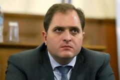 Γλιτώνει το πρόστιμο η γιαγιά με τα τερλίκια...