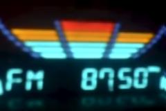 Τα ραδιόφωνα που άκουγε η Αθήνα πριν 12 χρόνια...