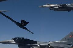 Τουρκικό μαχητικό πάνω από τη Ρω...