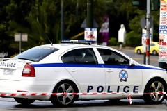 Eλεύθερος ο αστυνομικός για τον αυτοπυροβολισμό...