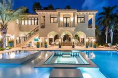 Εσύ θα έμενες στο σπίτι του Πιτίνο;...