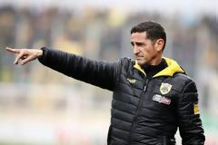 Καμία απόφαση ακόμα για τον Χιμένεθ στην ΑΕΚ