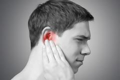 Πόνος στο αυτί: Κρύωμα ή μόλυνση;