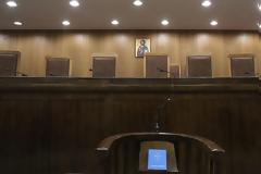 Ρόδος: Κόρη και εγγονός στο εδώλιο για ανθρωποκτονία από πρόθεση