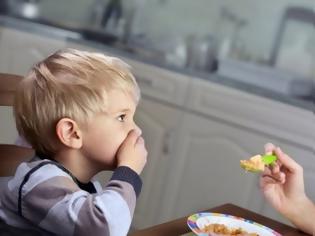 Φωτογραφία για Γιατί δεν πρέπει να πιέζετε τα παιδιά σας να φάνε κάποιο τρόφιμο;
