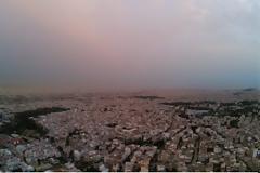 Καλλιάνος: Σαββατοκύριακο με σκόνη, λασποβροχή και νοτιάδες