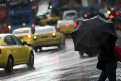 Έκτακτο δελτίο καιρού: Έρχονται βροχές και καταιγίδες