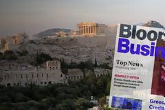 Βloomberg: Οι Έλληνες βλέπουν τις τράπεζες να παίρνουν τα σπίτια τους – Καμία ανάκαμψη