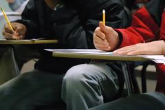 Δεν εξετάζονται τα Θρησκευτικά στις προαγωγικές και απολυτήριες εξετάσεις Γενικών Λυκείων και ΕΠΑΛ