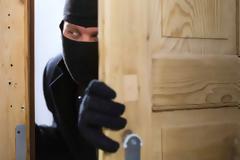 Λαμία: Ληστές χτύπησαν 63χρονο με κινητικά προβλήματα