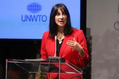 Παραιτήθηκε η Κουντουρά από το υπουργείο Τουρισμού