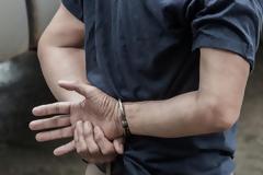 Ταυτοποιήθηκαν 13 διαρρήξεις σε φαρμακεία - Δύο συλλήψεις