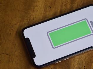 Φωτογραφία για Οι καταναλωτές υποστηρίζουν ότι η Apple υπερεκτιμά τη διάρκεια ζωής της μπαταρίας του iPhone