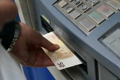 Capital controls: Έρχονται αλλαγές– Τι θα ισχύει για τις αναλήψεις